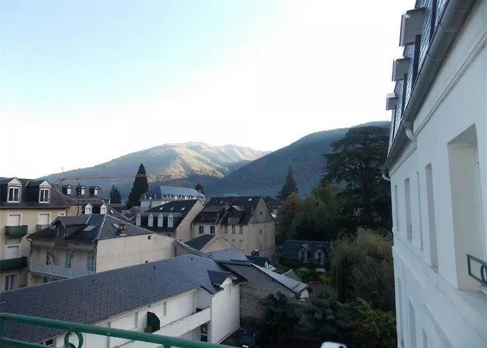 Apartment Centre Luchon, 6 Pers, Proche Thermes, Balcon, Parking - Fr-1-313-150 Bagnères-de-Luchon