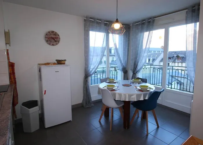 Centre Luchon, 6 Pers, Proche Thermes, Balcon, Parking - Fr-1-313-150 * Bagnères-de-Luchon